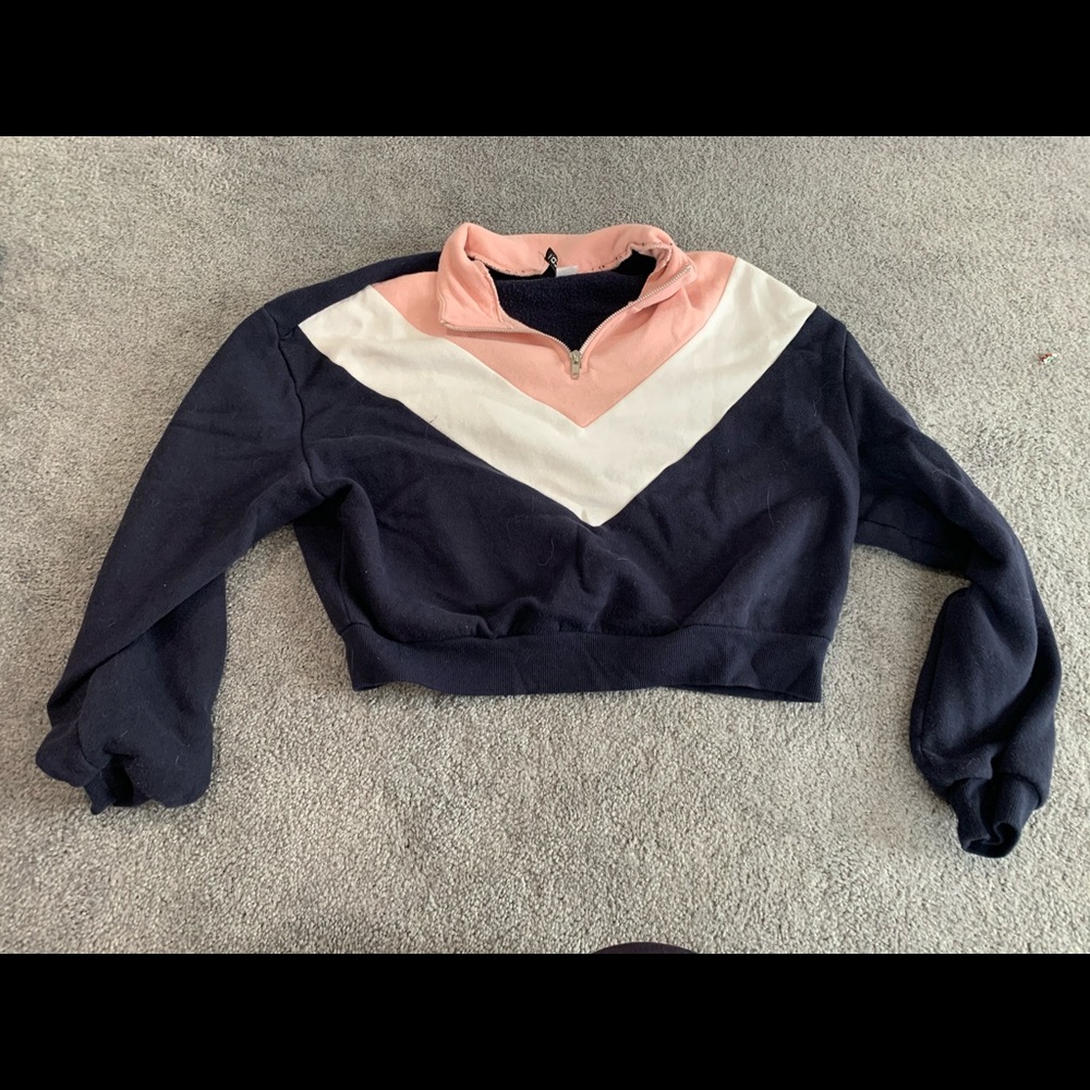 H&M Cropped Long Sleeve